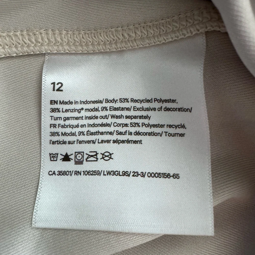 NWOT Lululemon Perfectly Oversized Cropped Crew *Softstreme - Picture 9 of 9